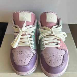 Air Jordan 1 low SE Easter Pastel